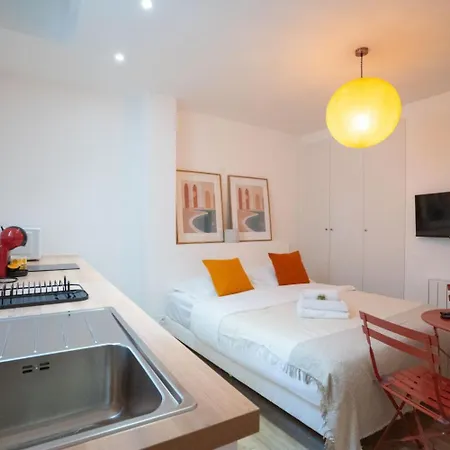 Neuf 3eme Metro Etienne Marcel דירה *