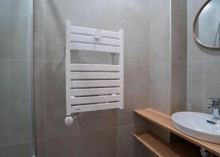 Neuf 3eme Metro Etienne Marcel * פריז